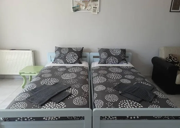 And Tranquil * Kavala